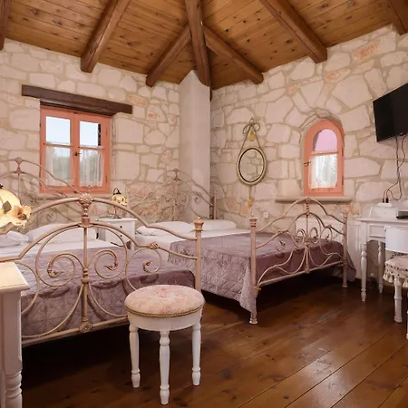 Eirene Villa